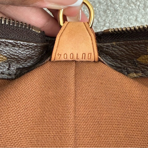 Authentic Louis Vuitton Cabas Tote - Picture 7 of 11